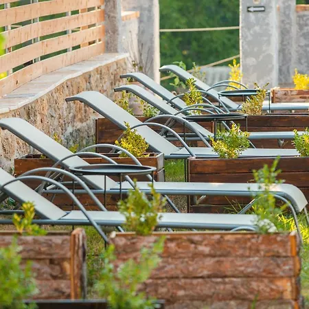 Karmar Kato Korakiana