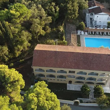 Karmar アパートホテル カト・コラキアナ