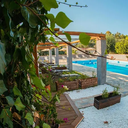 Karmar アパートホテル