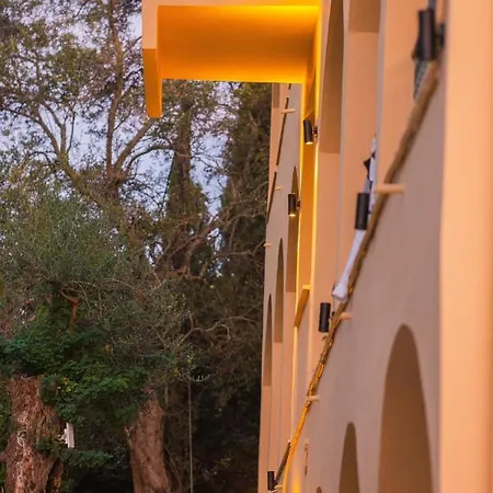 Karmar 아파트호텔