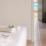 Karmar Lägenhetshotell 3*